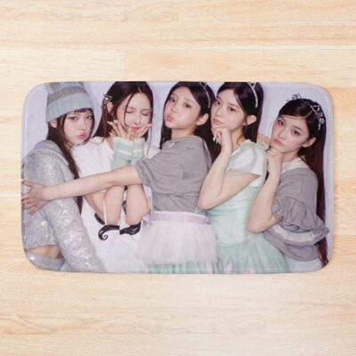 ILLIT Notcuteanymore Bath Mat