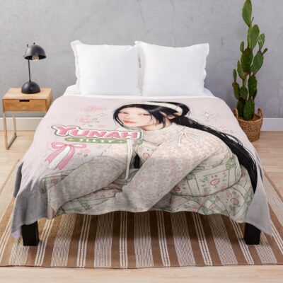 Yunah Of ILLIT Kpop Throw Blanket