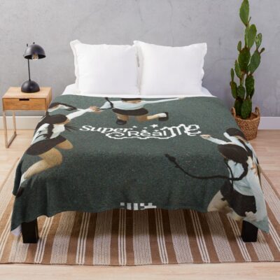 ILLIT Super Real Me Magnetic Throw Blanket