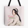 urtote bag context mediumproduct square1000x1000.u21 22 - ILLIT Shop